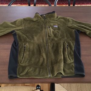 Patagonia R2 fleece